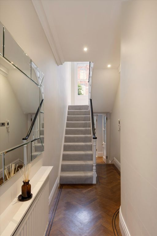 Квартира в Лондоне, Великобритания, 257 м² - фото 1