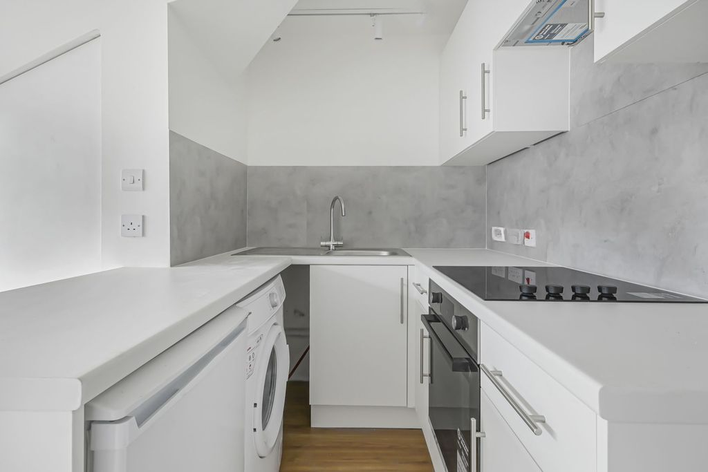 Квартира в Лондоне, Великобритания, 34 м² - фото 1