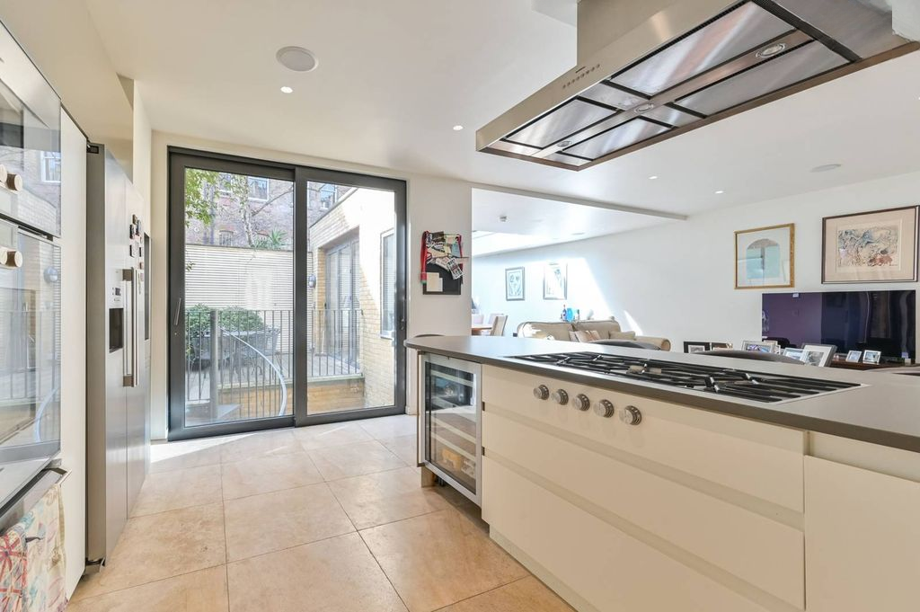 Квартира в Лондоне, Великобритания, 316 м² - фото 1