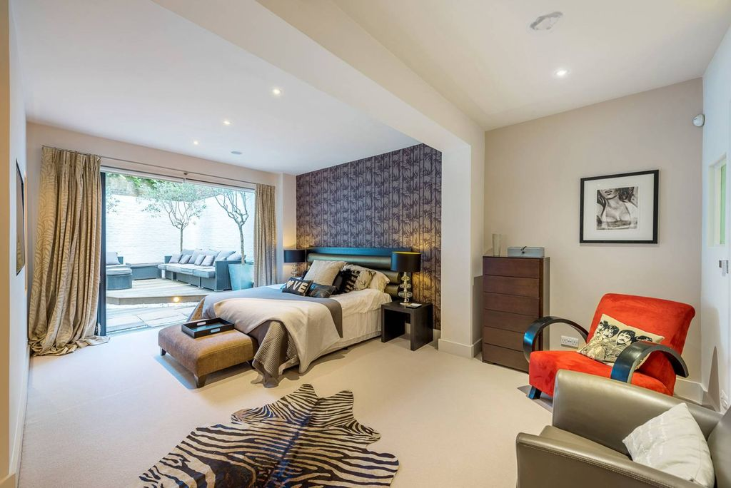 Квартира в Лондоне, Великобритания, 241 м² - фото 1