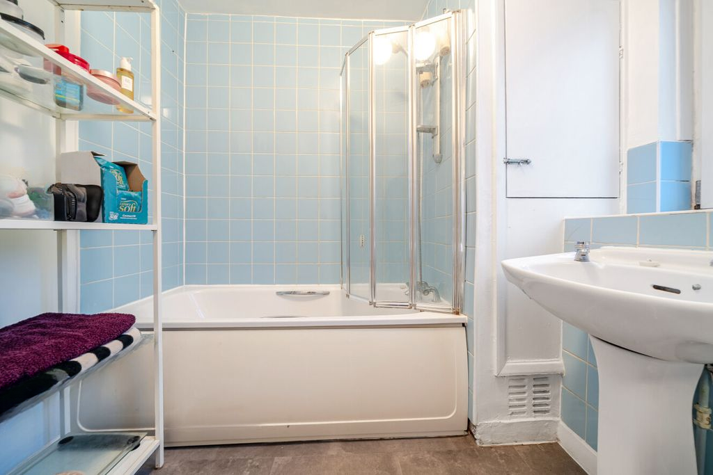 Квартира в Лондоне, Великобритания, 65 м² - фото 1