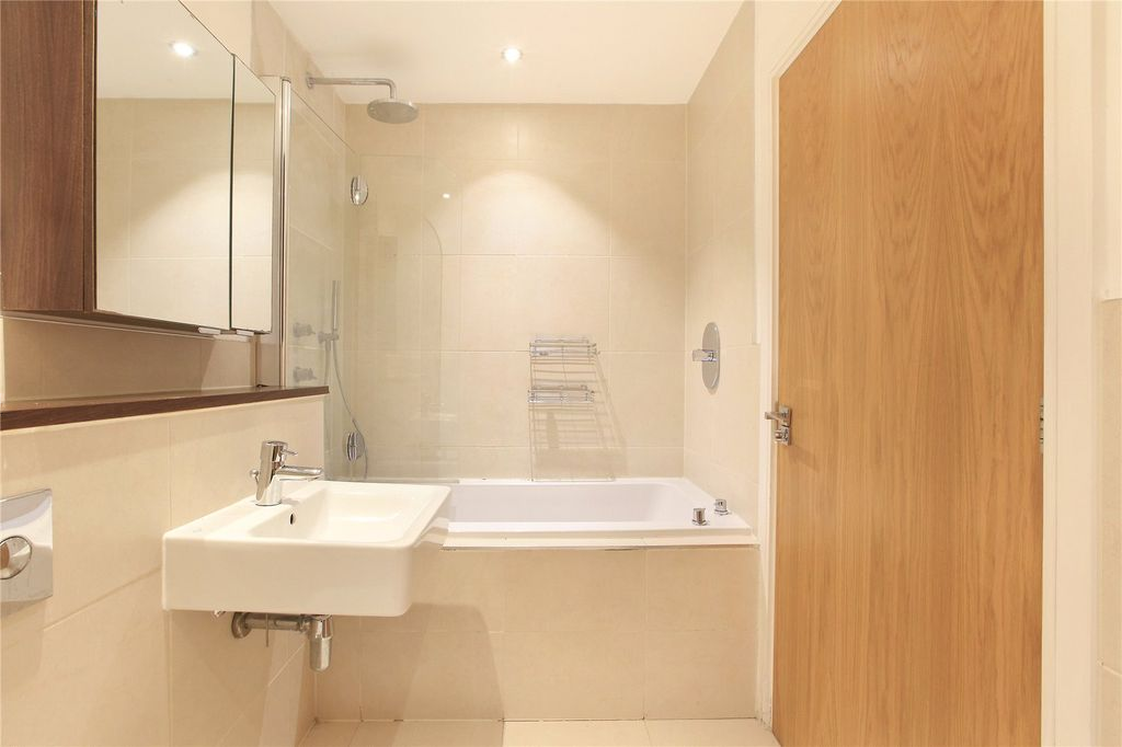 Квартира в Лондоне, Великобритания, 45 м² - фото 1