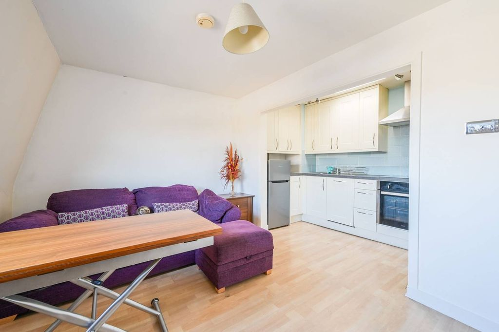 Квартира в Лондоне, Великобритания, 37 м² - фото 1