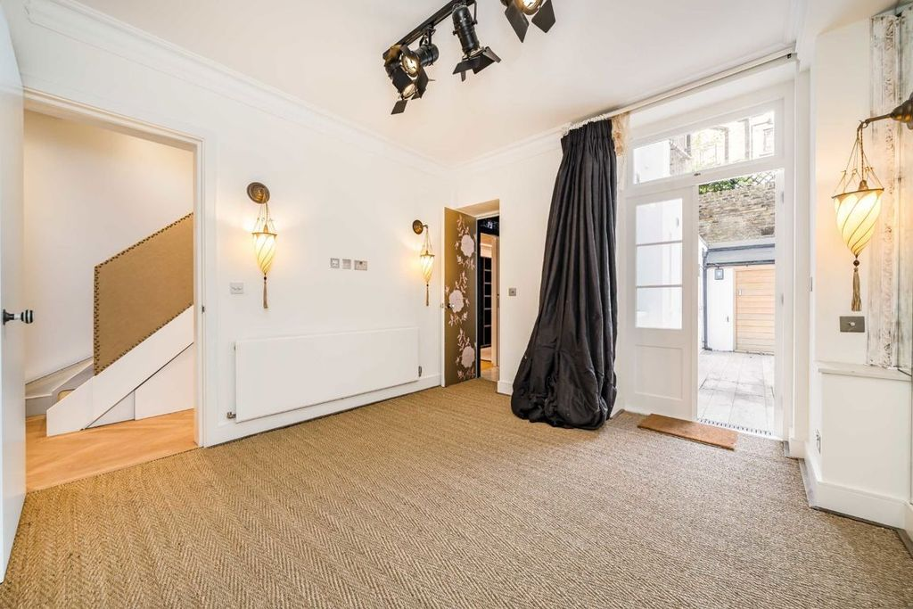 Квартира в Лондоне, Великобритания, 98 м² - фото 1