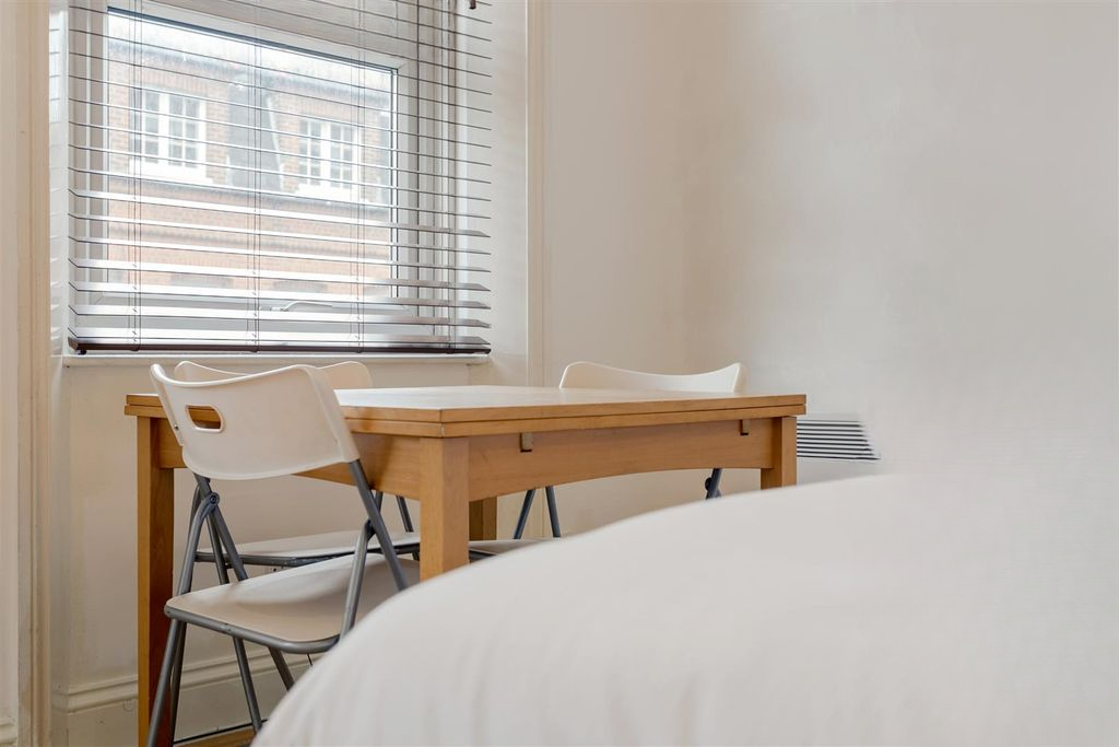 Квартира в Лондоне, Великобритания, 28 м² - фото 2