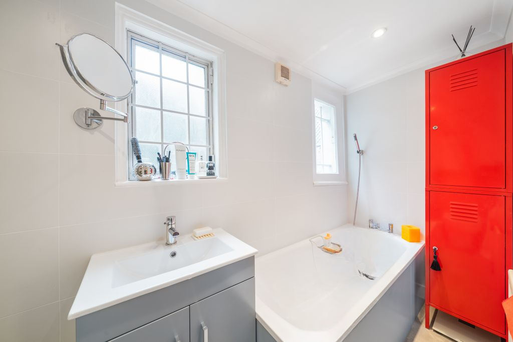 Квартира в Лондоне, Великобритания, 48 м² - фото 2