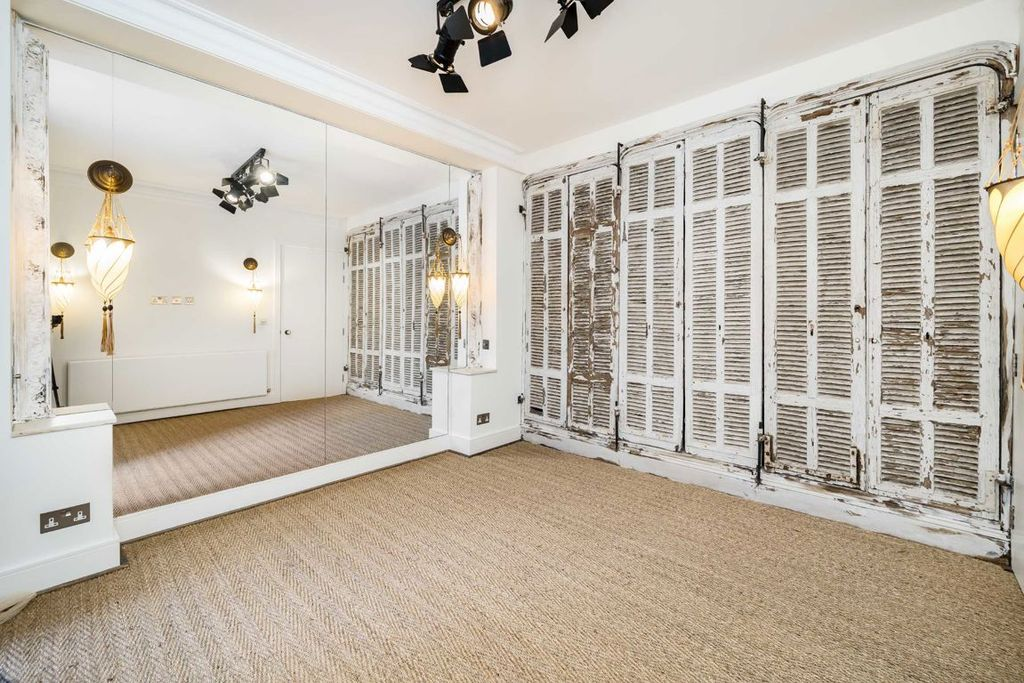 Квартира в Лондоне, Великобритания, 98 м² - фото 2