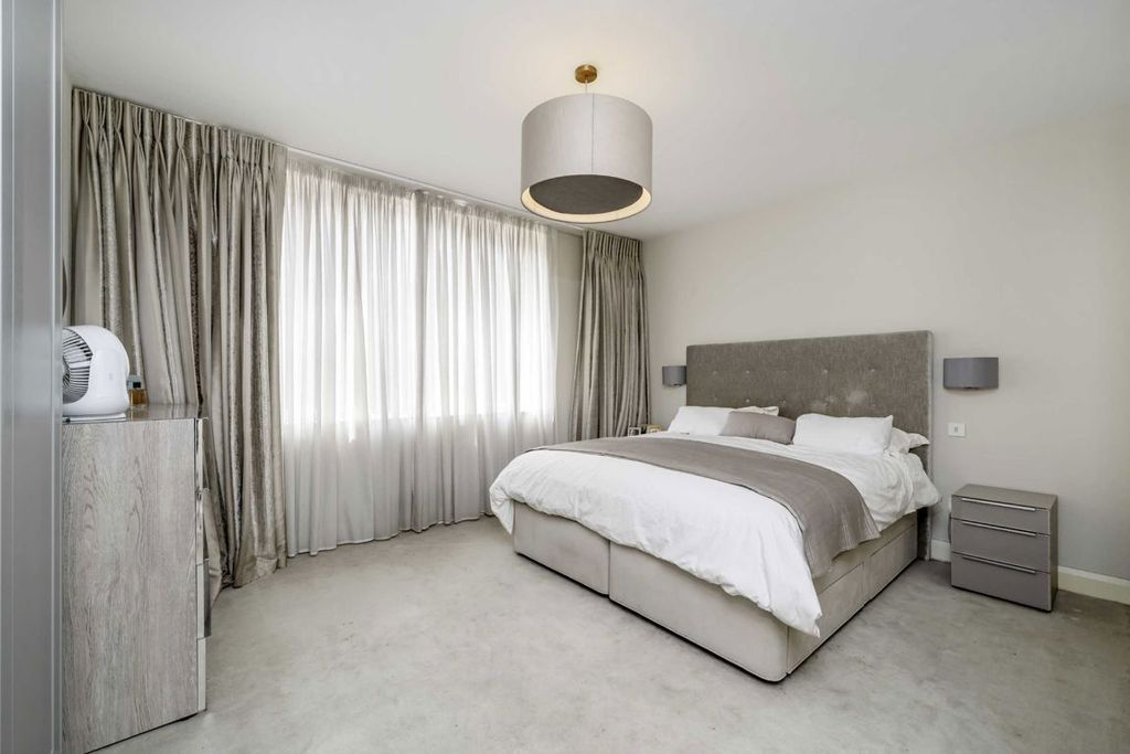 Квартира в Лондоне, Великобритания, 8 м² - фото 2