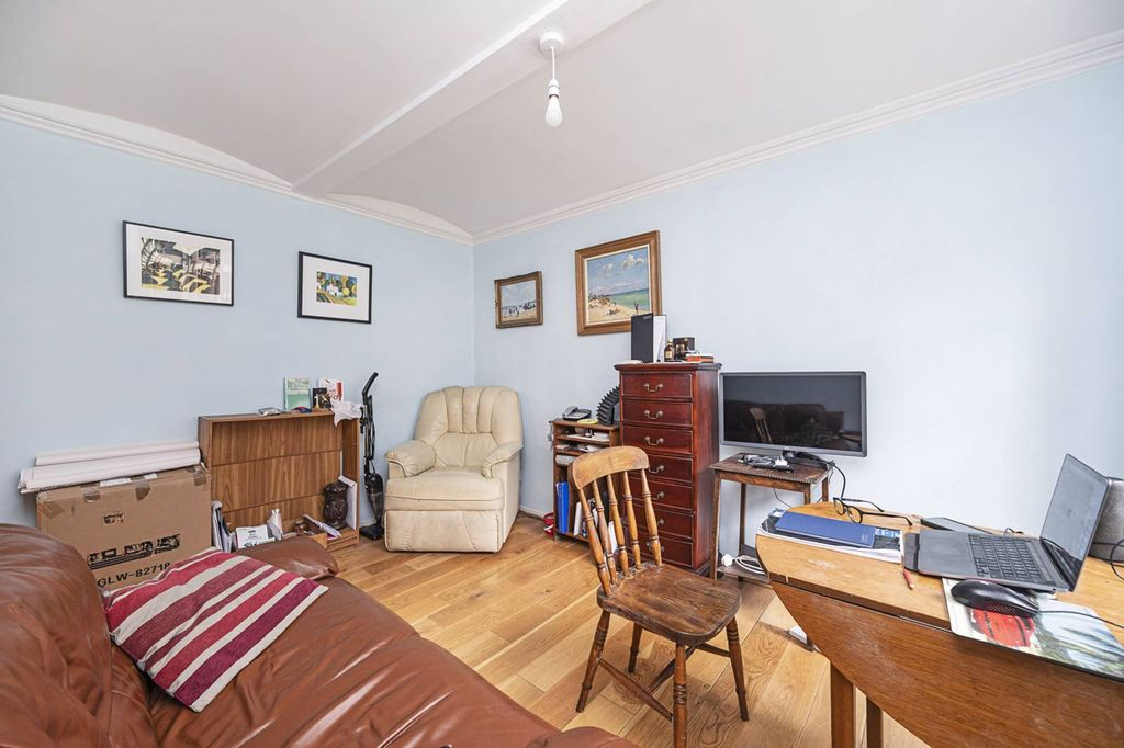 Квартира в Лондоне, Великобритания, 37 м² - фото 2