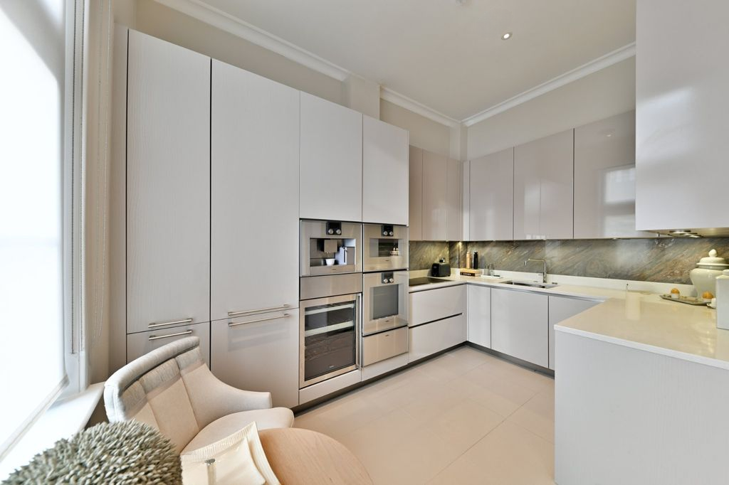 Квартира в Лондоне, Великобритания, 207 м² - фото 2