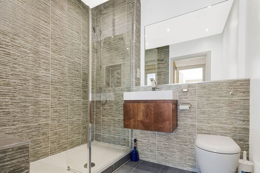 Квартира в Лондоне, Великобритания, 46 м² - фото 2