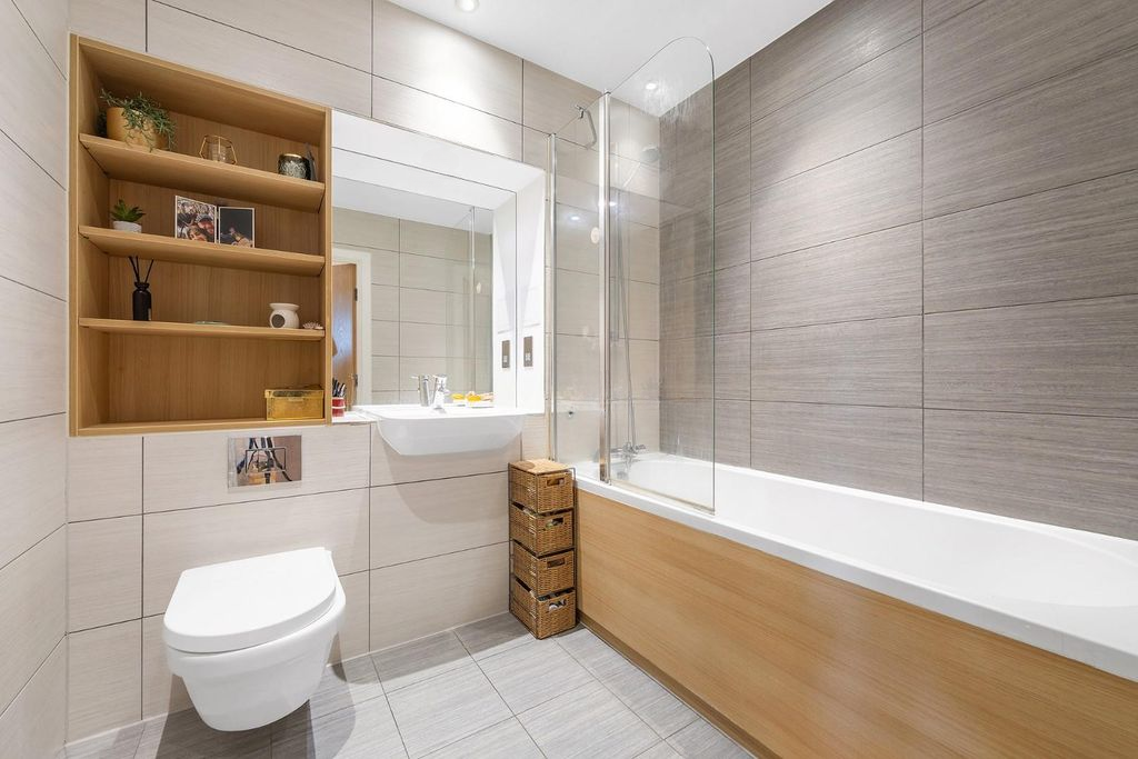 Квартира в Лондоне, Великобритания, 58 м² - фото 2