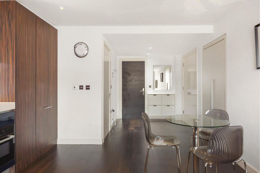 Квартира в Лондоне, Великобритания, 38 м² - фото 3