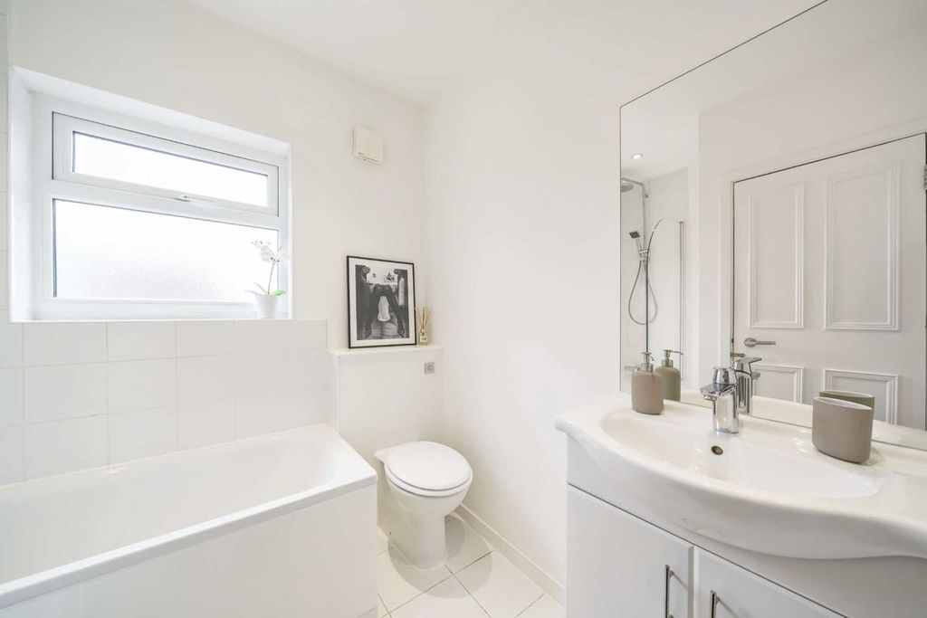 Квартира в Лондоне, Великобритания, 62 м² - фото 3