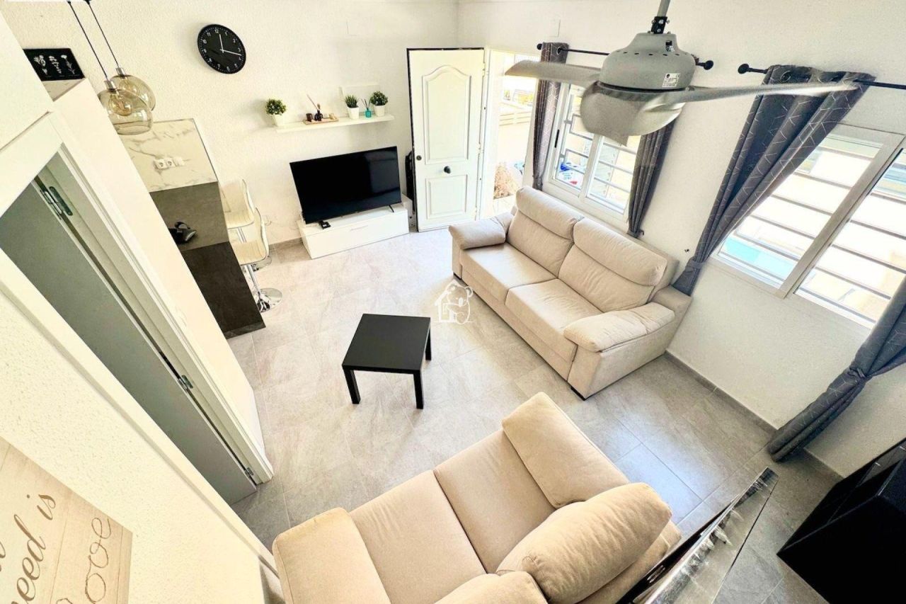 Шале в Ла Марине, Испания, 80 м² - фото 5