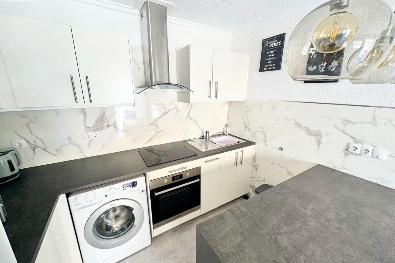 Шале в Ла Марине, Испания, 80 м² - фото 8