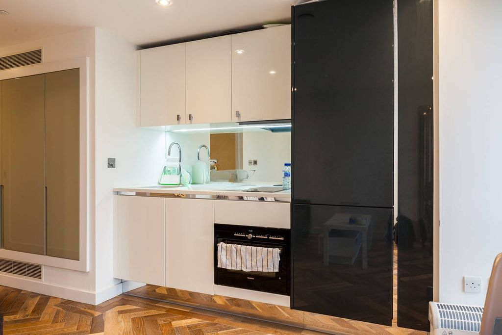 Квартира в Лондоне, Великобритания, 40 м² - фото 4