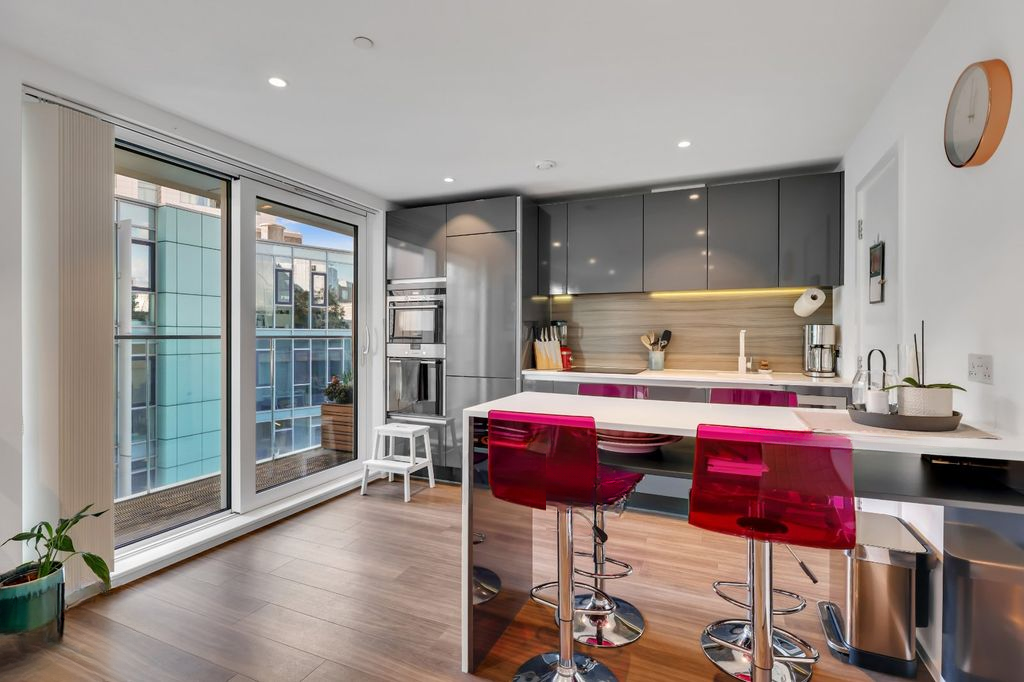 Квартира в Лондоне, Великобритания, 48 м² - фото 4