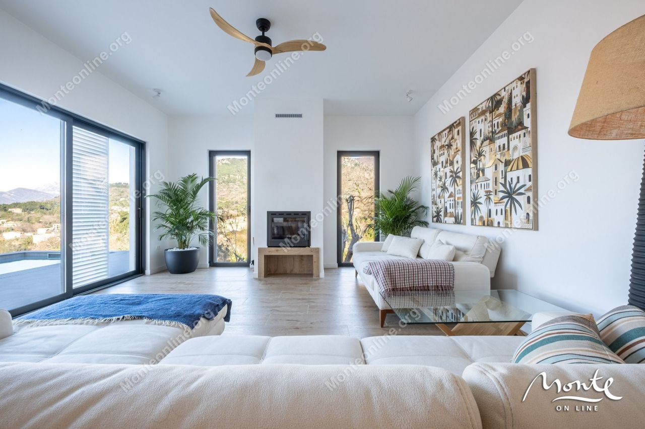 Вилла в Каваче, Черногория, 240 м² - фото 4