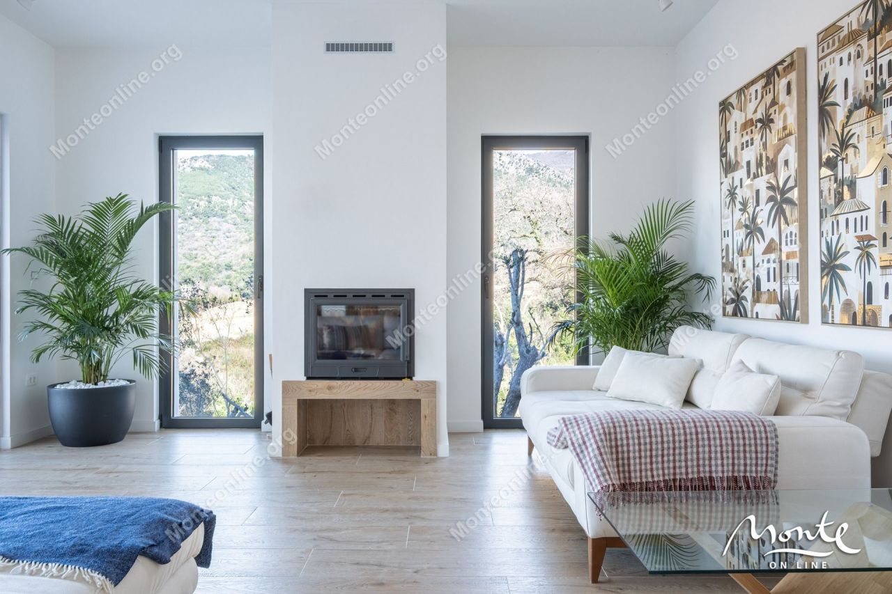 Вилла в Каваче, Черногория, 240 м² - фото 5