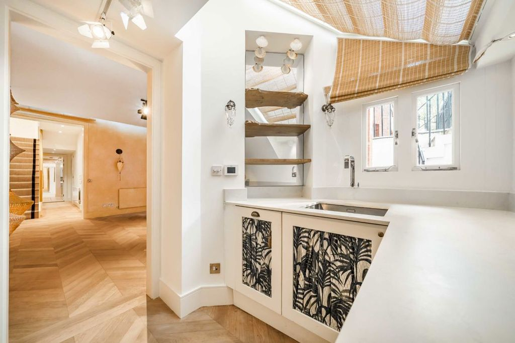 Квартира в Лондоне, Великобритания, 98 м² - фото 4