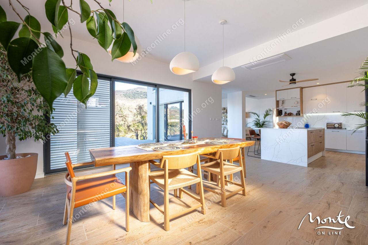 Вилла в Каваче, Черногория, 240 м² - фото 17