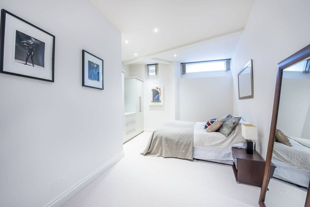 Квартира в Лондоне, Великобритания, 241 м² - фото 5