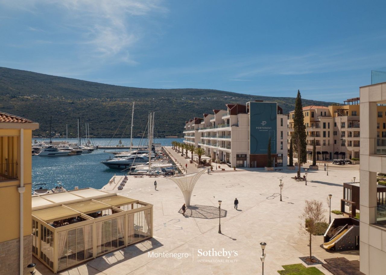 Апартаменты в Херцег-Нови, Черногория, 78 м² - фото 2