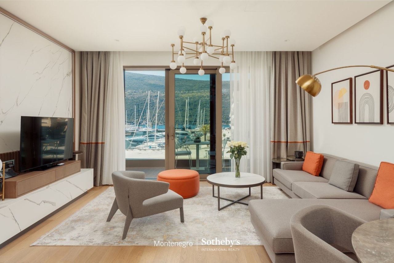 Апартаменты в Херцег-Нови, Черногория, 82 м² - фото 3