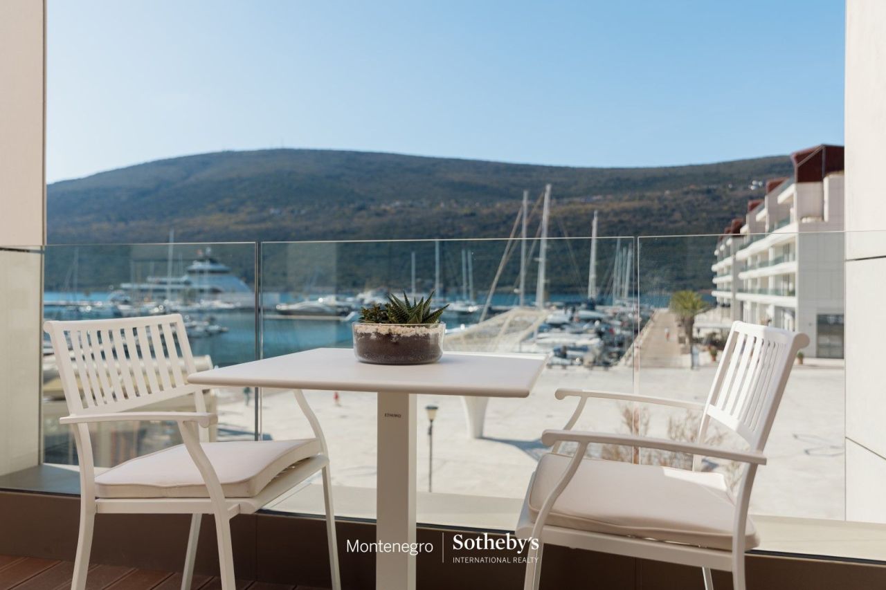 Апартаменты в Херцег-Нови, Черногория, 78 м² - фото 13