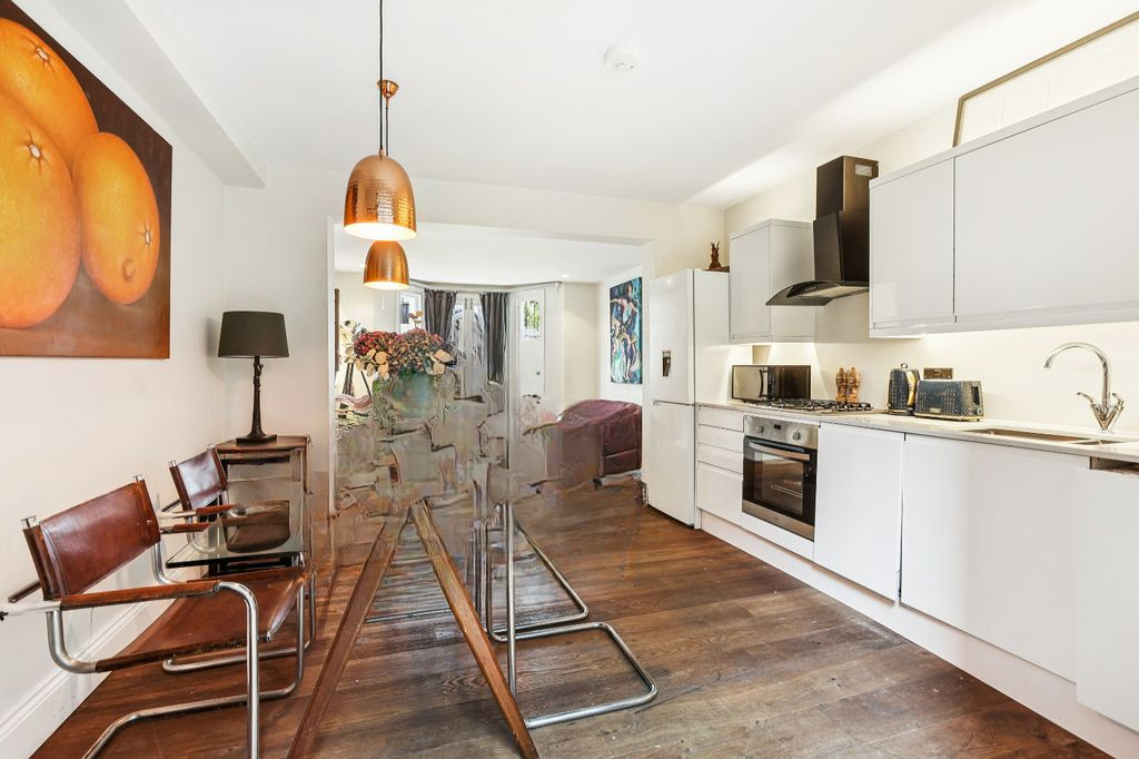 Квартира в Лондоне, Великобритания, 8 м² - фото 6