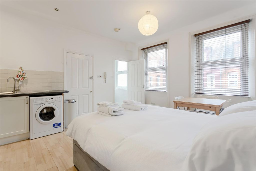 Квартира в Лондоне, Великобритания, 28 м² - фото 6