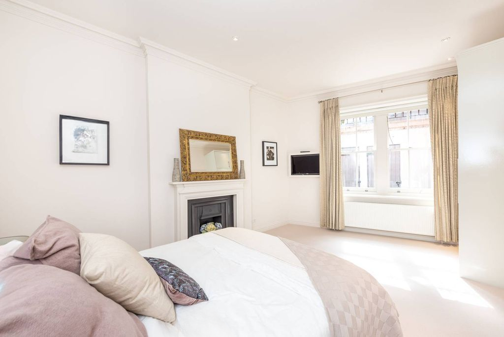 Квартира в Лондоне, Великобритания, 241 м² - фото 6