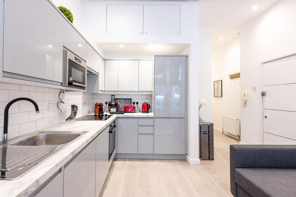 Квартира в Лондоне, Великобритания, 50 м² - фото 6