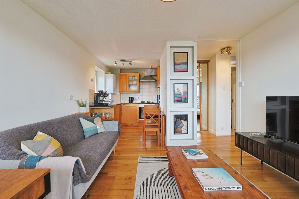 Квартира в Лондоне, Великобритания, 36 м² - фото 7