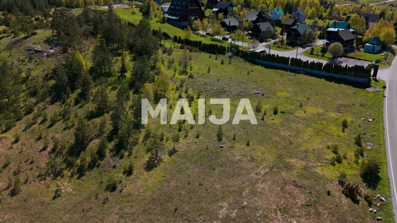 Земля в Жабляке, Черногория, 8 300 м² - фото 7