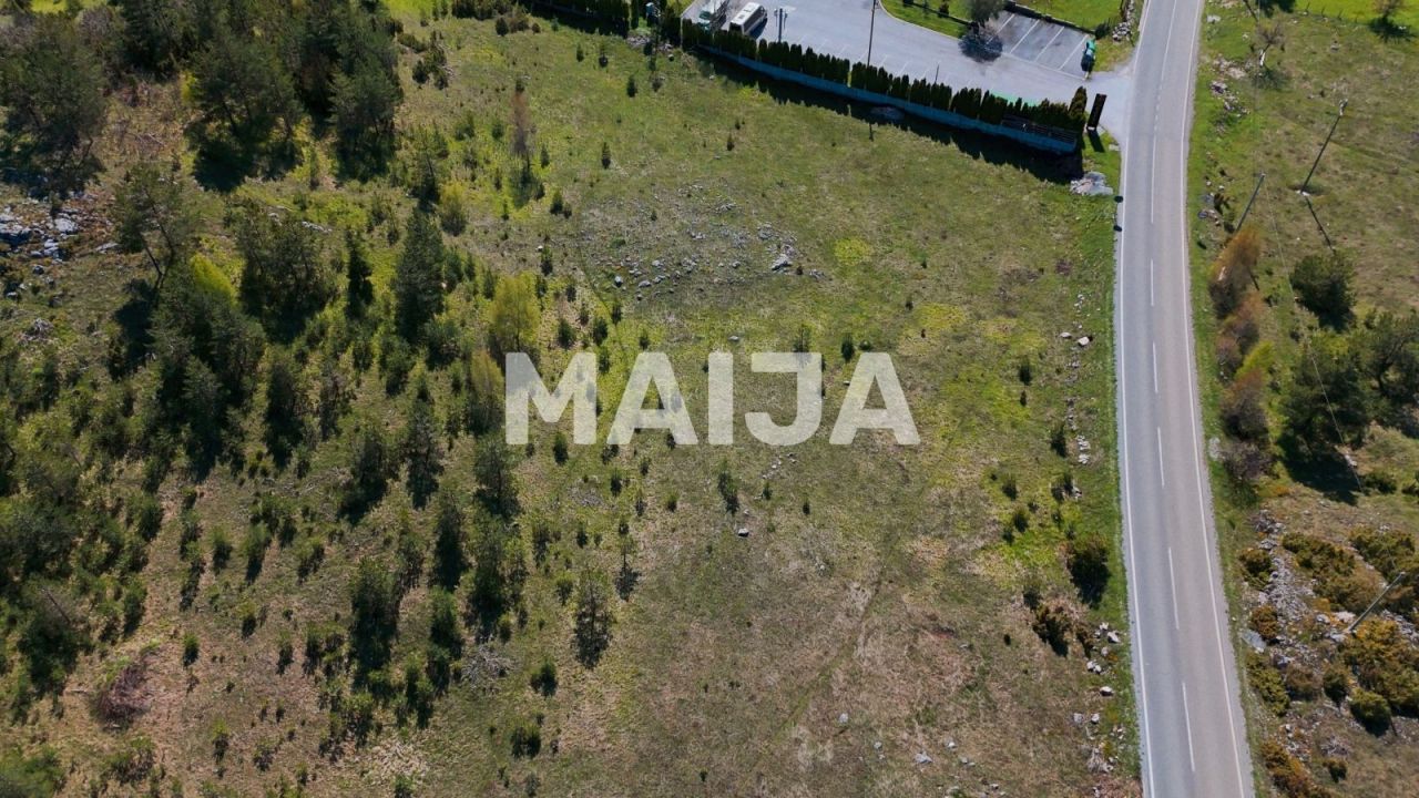 Земля в Жабляке, Черногория, 8 300 м² - фото 13