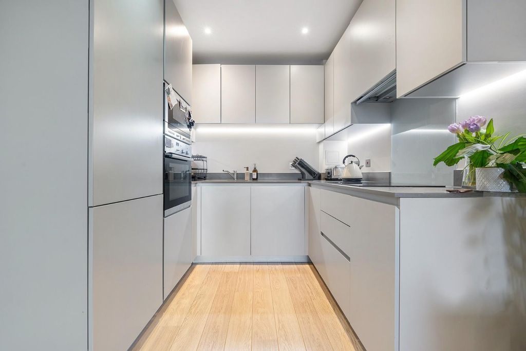 Квартира в Лондоне, Великобритания, 58 м² - фото 9