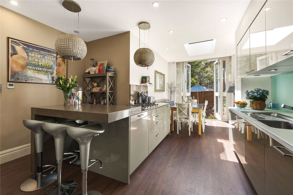 Квартира в Лондоне, Великобритания, 5 м² - фото 10