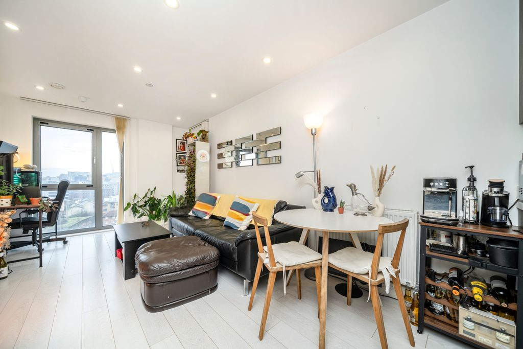 Квартира в Лондоне, Великобритания, 46 м² - фото 10