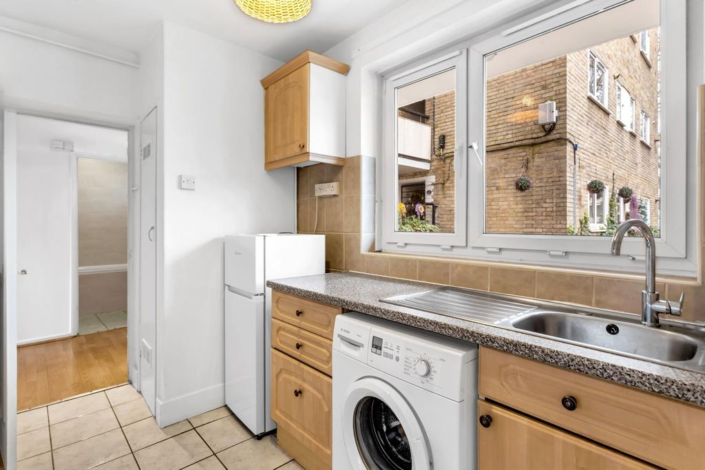 Квартира в Лондоне, Великобритания, 40 м² - фото 11