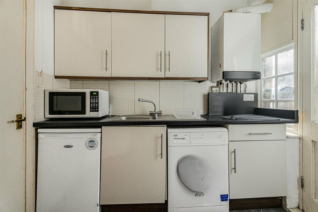 Квартира в Лондоне, Великобритания, 64 м² - фото 11