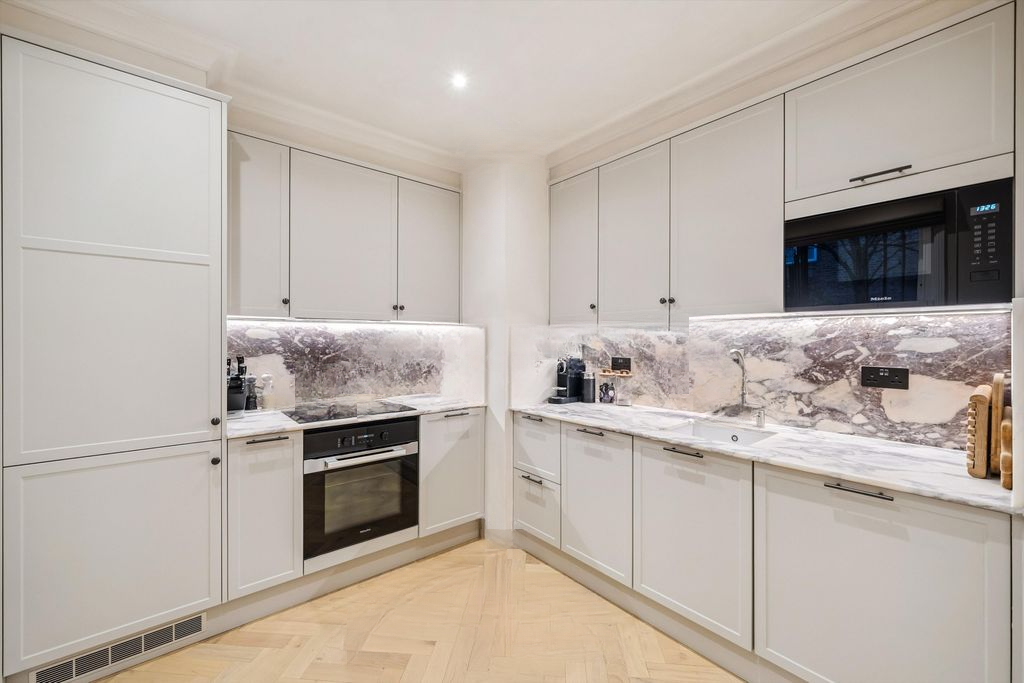 Квартира в Лондоне, Великобритания, 107 м² - фото 12