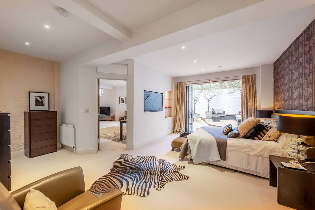 Квартира в Лондоне, Великобритания, 241 м² - фото 12