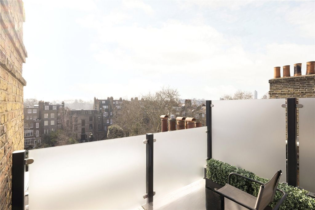 Квартира в Лондоне, Великобритания, 6 м² - фото 12