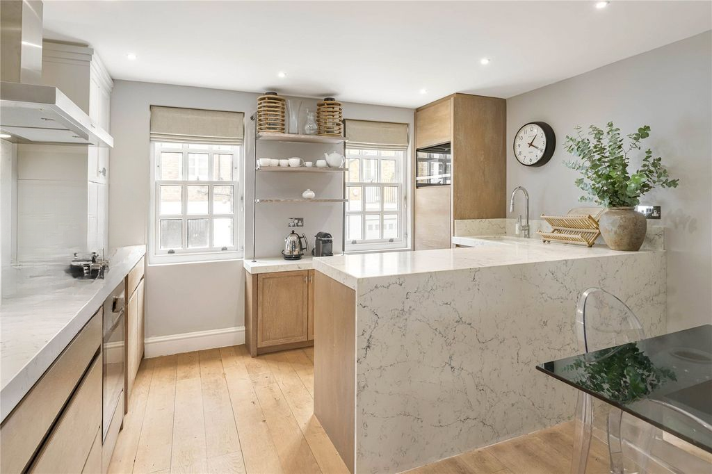 Квартира в Лондоне, Великобритания, 152 м² - фото 12