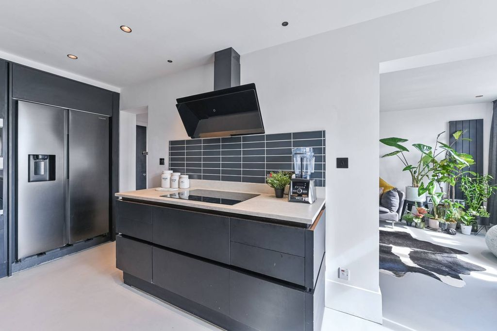 Квартира в Лондоне, Великобритания, 75 м² - фото 12