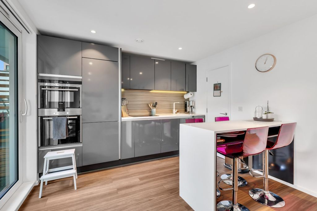 Квартира в Лондоне, Великобритания, 48 м² - фото 12