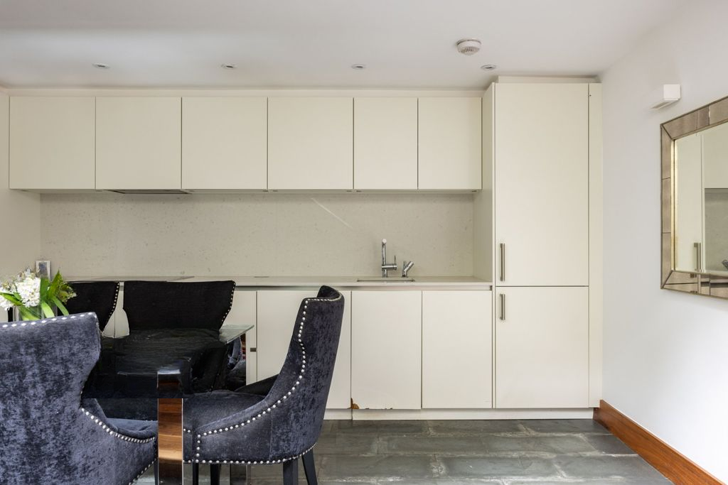 Квартира в Лондоне, Великобритания, 92 м² - фото 12