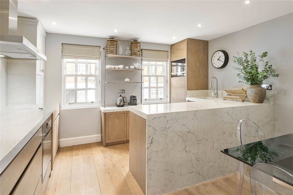 Квартира в Лондоне, Великобритания, 152 м² - фото 12